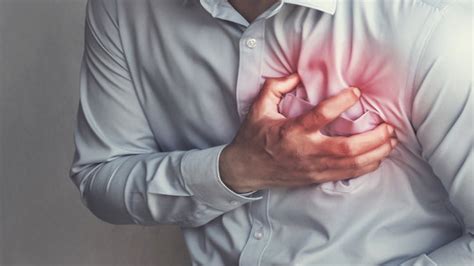 O­m­u­z­ ­y­e­r­i­n­e­ ­g­ö­ğ­ü­s­e­ ­t­a­k­ı­l­a­n­ ­n­i­k­o­t­i­n­ ­b­a­n­d­ı­n­d­a­ ­k­a­l­p­ ­k­r­i­z­i­ ­r­i­s­k­i­